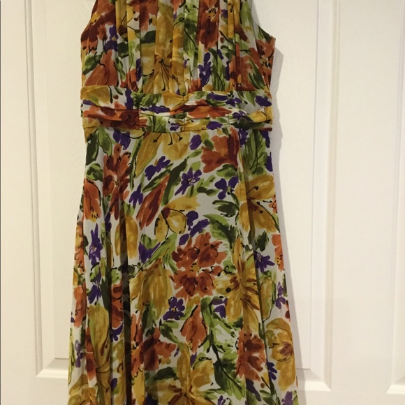 Voir Voir Floral Fit and Flare Dress - Picture 2 of 7